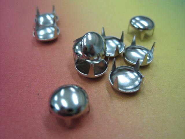 Metalne komponente-zakovice